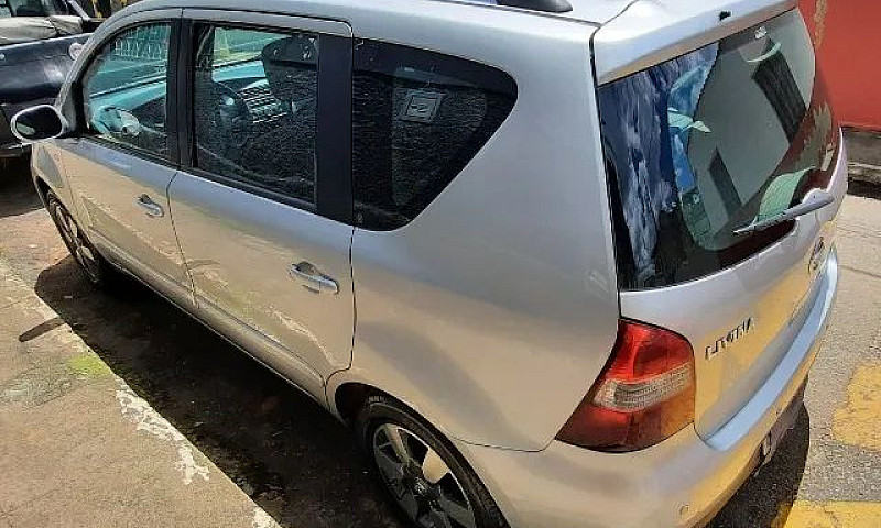 Nissan Livina, Autom...