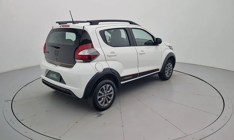 Fiat Mobi Trekking 1...