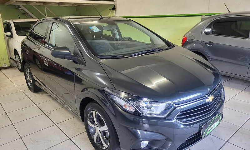 Chevrolet Onix Hatch...