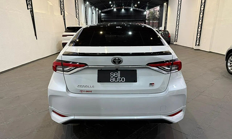 Toyota Corolla Cross...