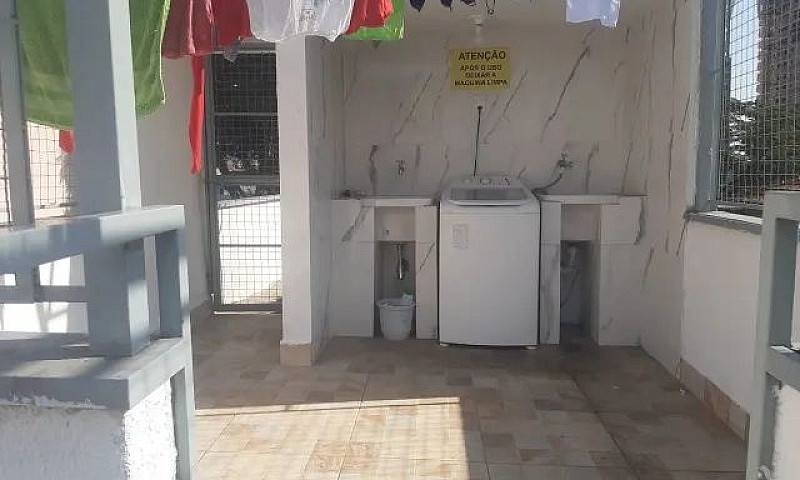 Suítes  Mobiliadas  ...