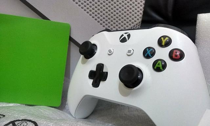 Xbox One S Novíssimo...