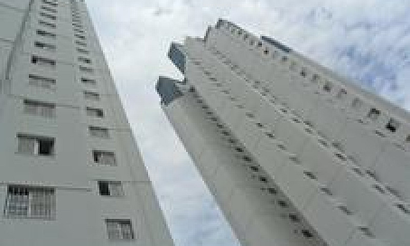 Aluga-Se Apartamento...