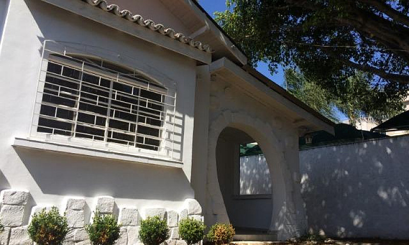 Casa Residencial E C...