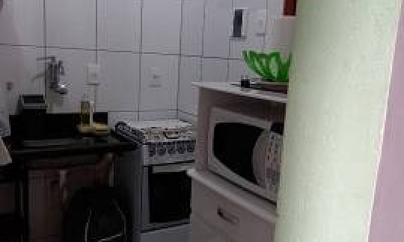 Apartamento De 2/4 E...