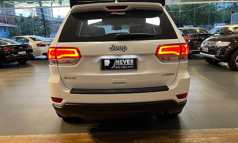 Grand Cherokee Lared...