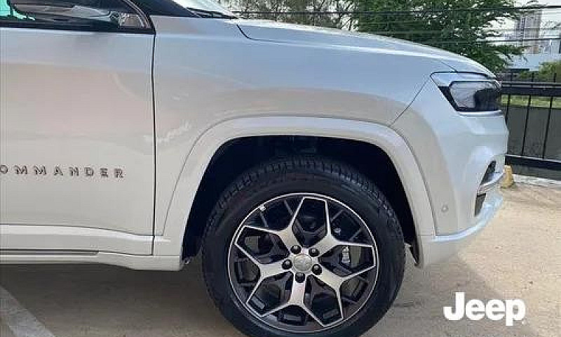 Jeep Commander 2.0 T...