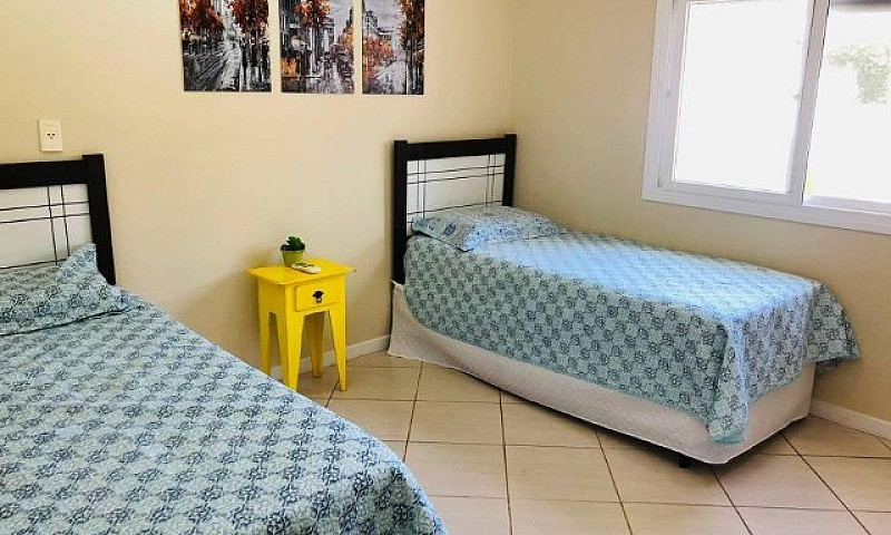 Vendo Casa 5 Quartos...