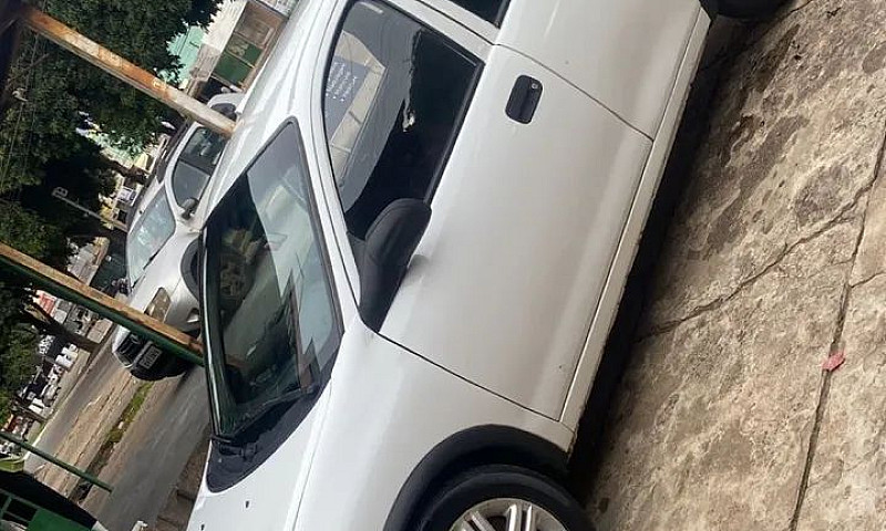 Chevrolet Corsa Wind...