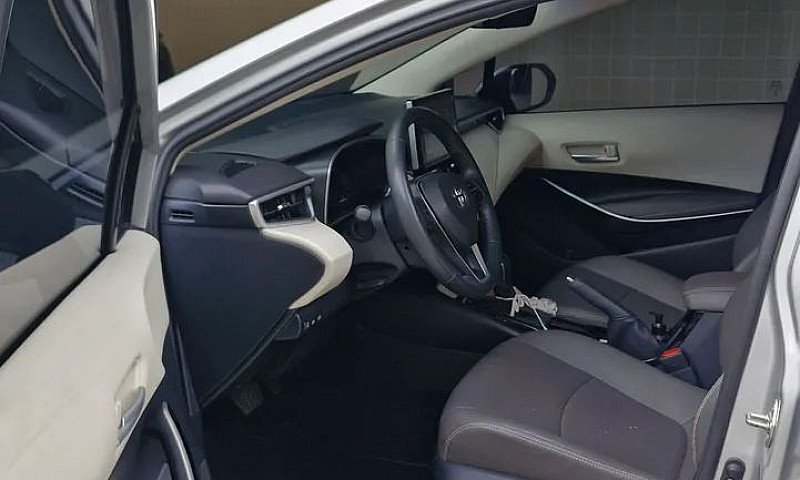 Toyota Corolla Altis...