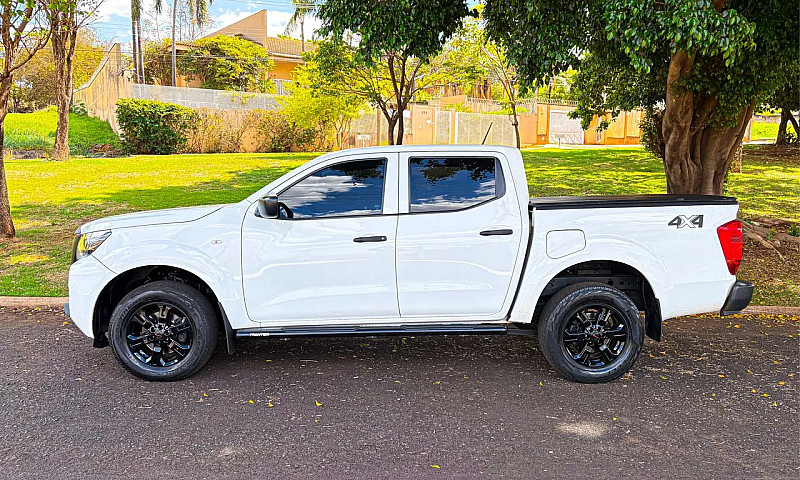 Nissan Frontier S Cd...