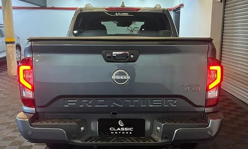 Nissan Frontier Plat...