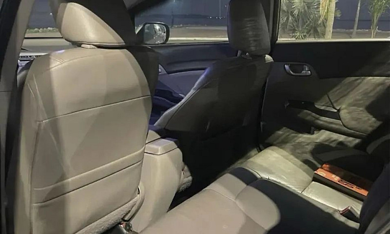 Honda Civic Sedan Lx...