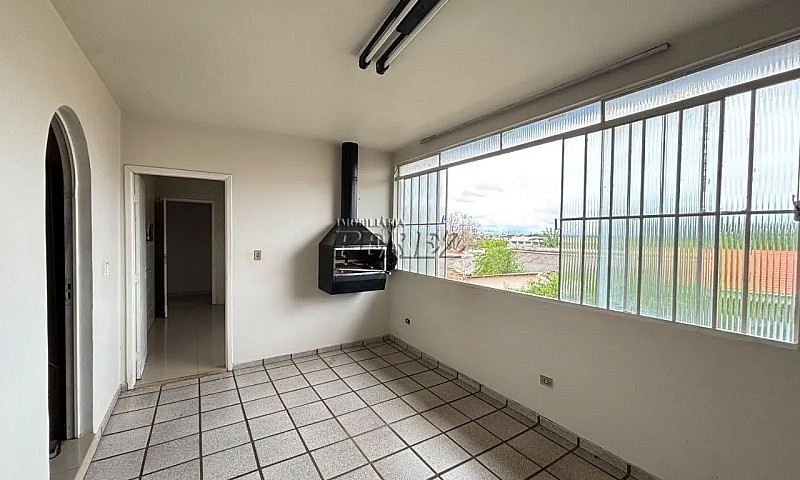 Casa À Venda E Locaç...