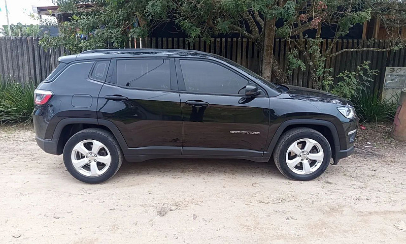 Jeep Compass Sport 2...