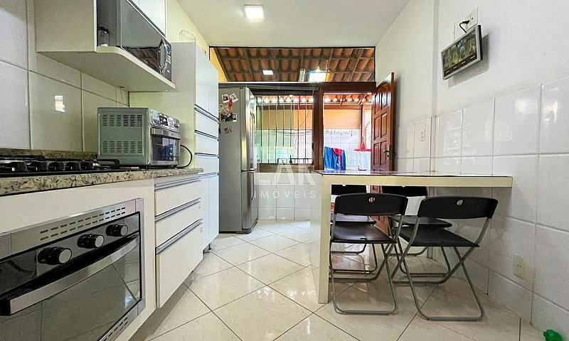 Casa Geminada À Vend...