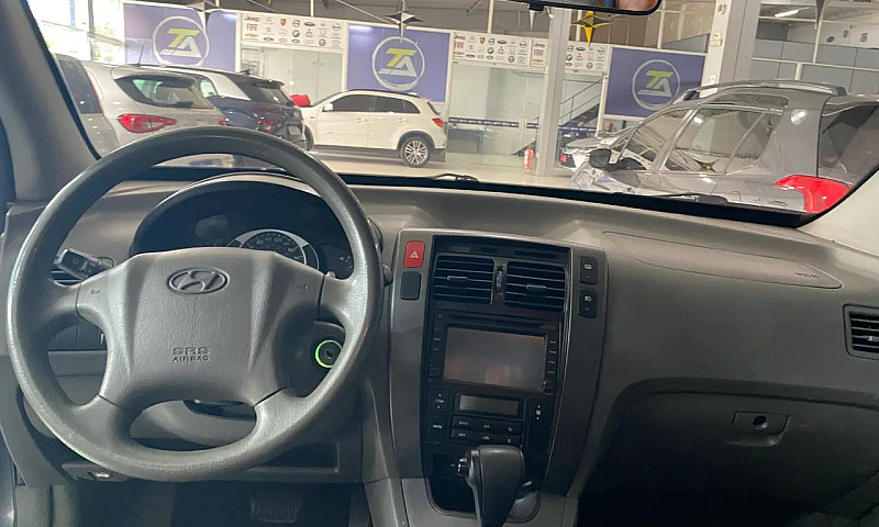 Hyundai Tucson 2.0 1...