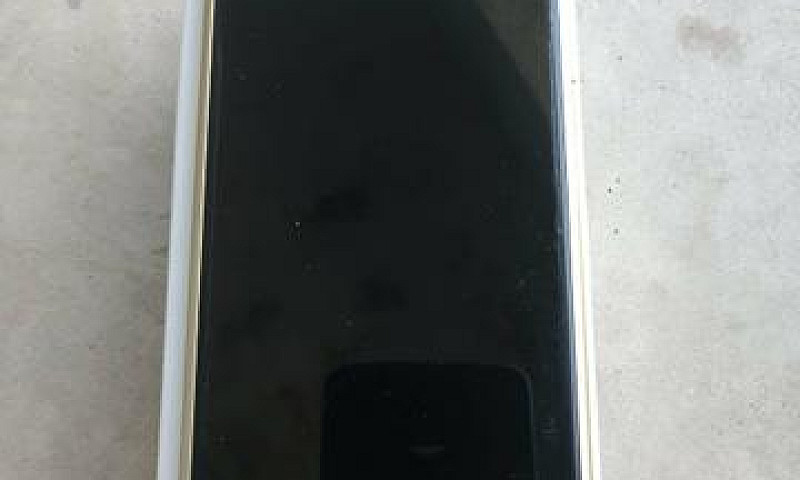 Sony Xperia Xa1 Plus...