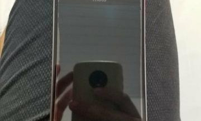Motorola Moto Z2 Pla...