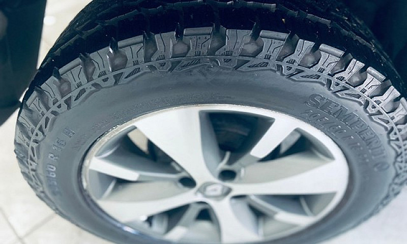 Renault Sandero Step...