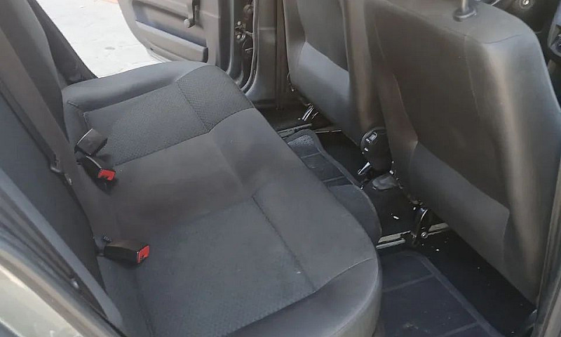 Volkswagen Voyage 1....