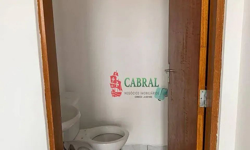 Casa Com 2 Dormitóri...