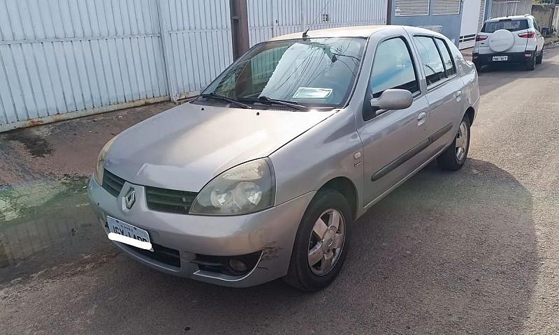 Renault Clio Sed. Ex...