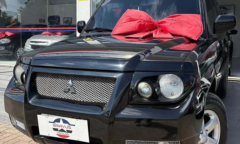 Mitsubishi Pajero Tr...