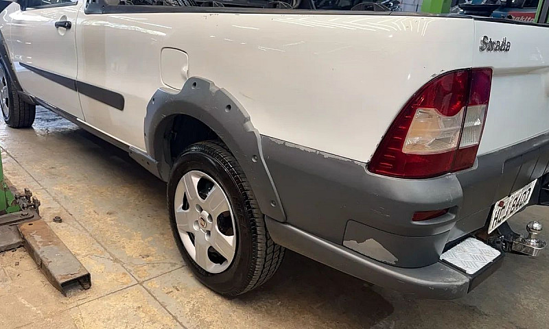 Fiat Strada Working ...