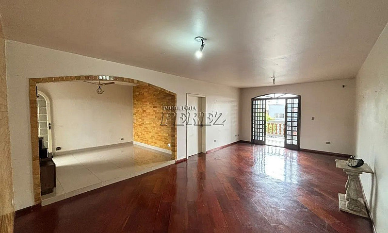 Casa À Venda E Locaç...