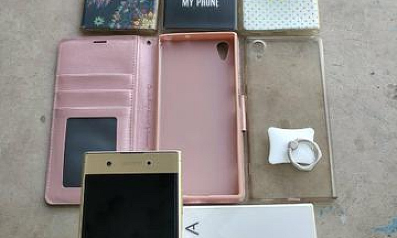Sony Xperia Xa1 Plus...