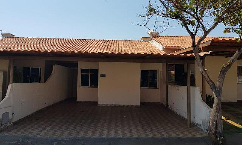 Aluga-Se Casa - Bris...