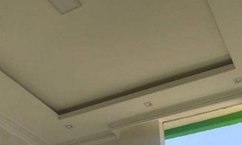 Casa Com 2 Dormitóri...