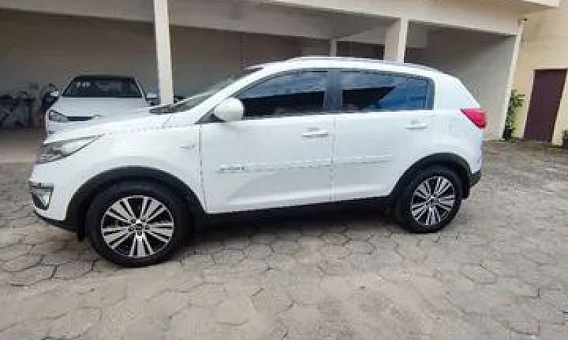 Kia Sportage Lx 2015...