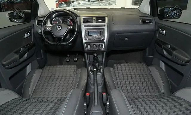 Vw Spacefox Confortl...