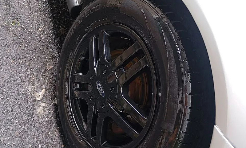 Ford Focus 1.6 S/Se/...