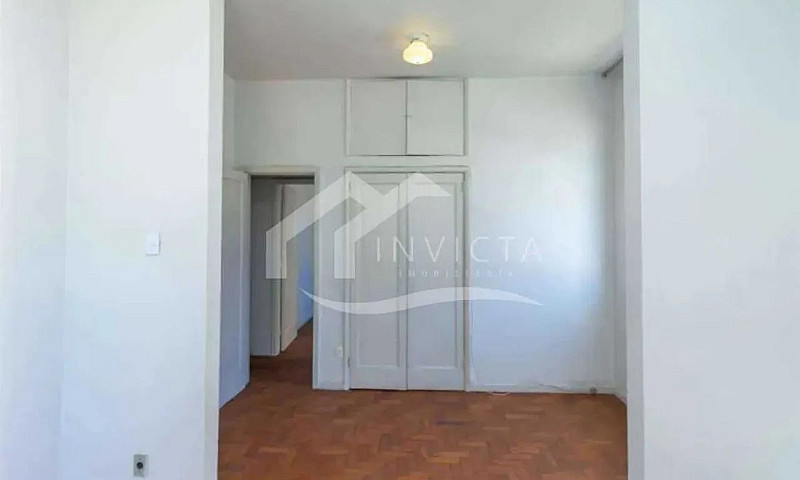 Dois Quartos Em Rua ...