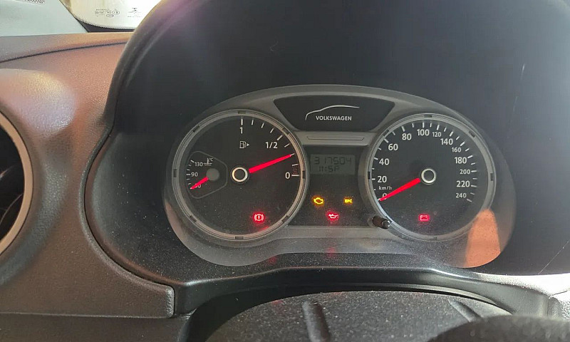 Volkswagen Saveiro 1...