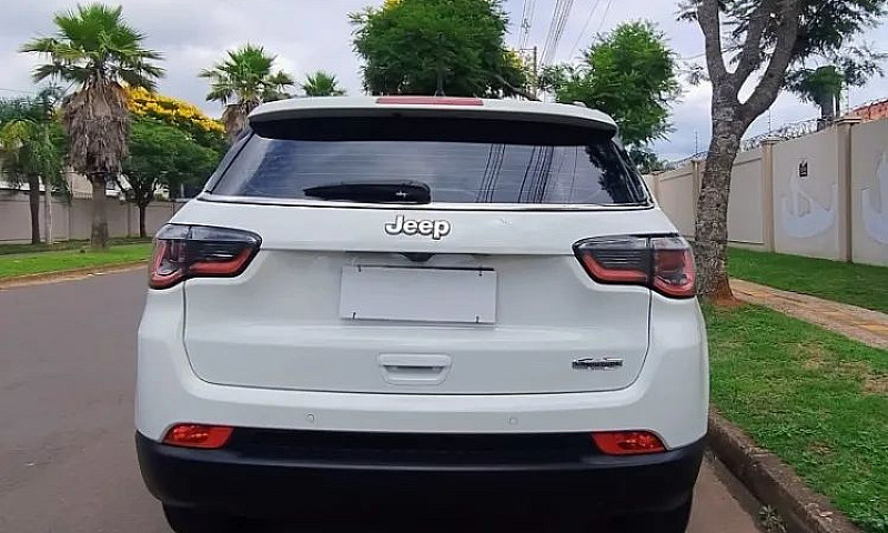 Jeep Compass Longitu...
