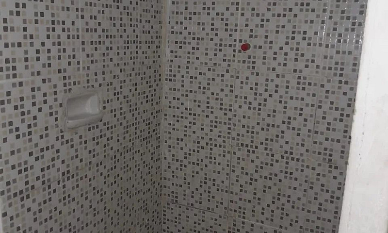 Alugo Casa No Centro...