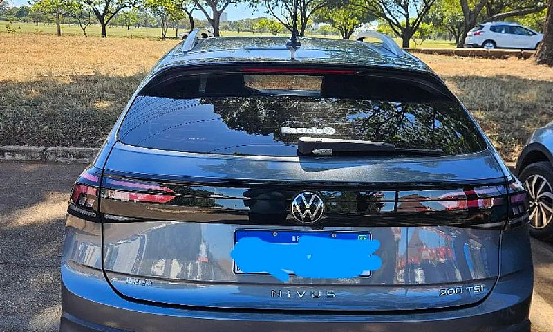 Volkswagen Nivus Hig...