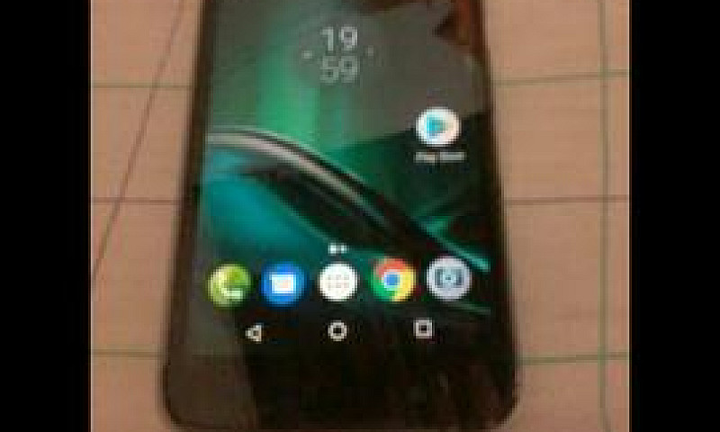 Vendo Moto G 4 Play...