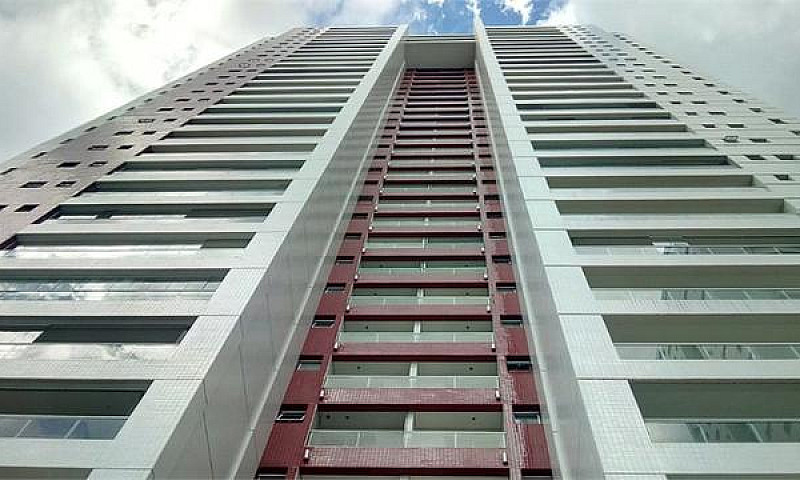 Apartamento De 4 Suí...