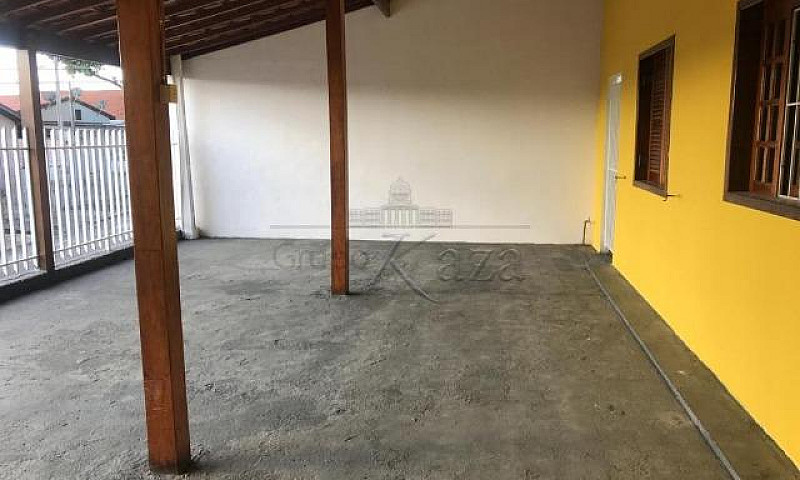 Ótima Casa Com 250 M...