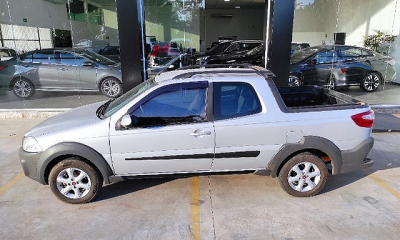 Fiat Strada 1.4 Hard...