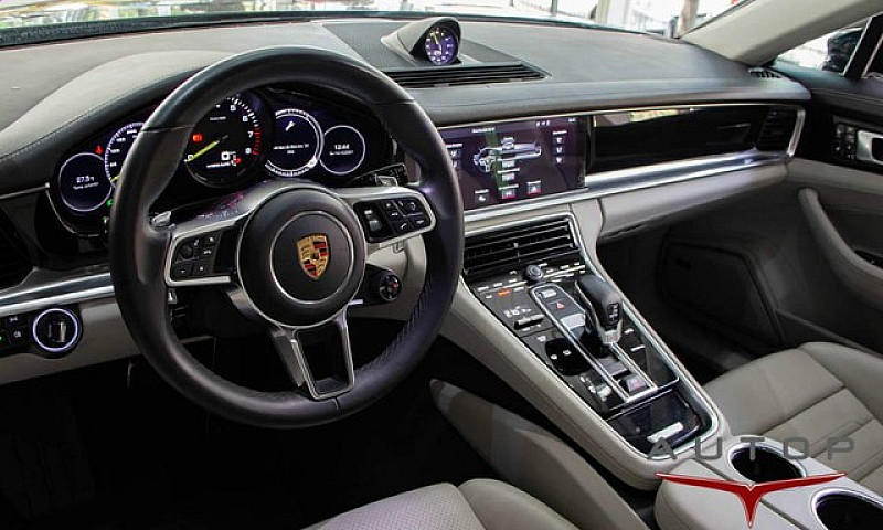 Porsche Panamera 2.9...
