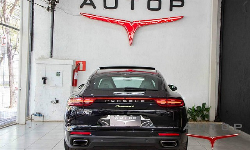 Porsche Panamera 2.9...