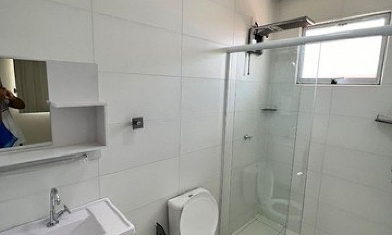 Alugo Casa 3/4, Suit...
