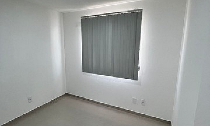 Alugo Casa 3/4, Suit...