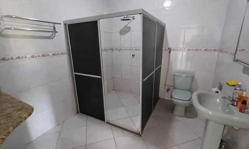 Vendo Linda Casa- 4Q...